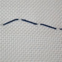 Durchzugsstich in Schräg.